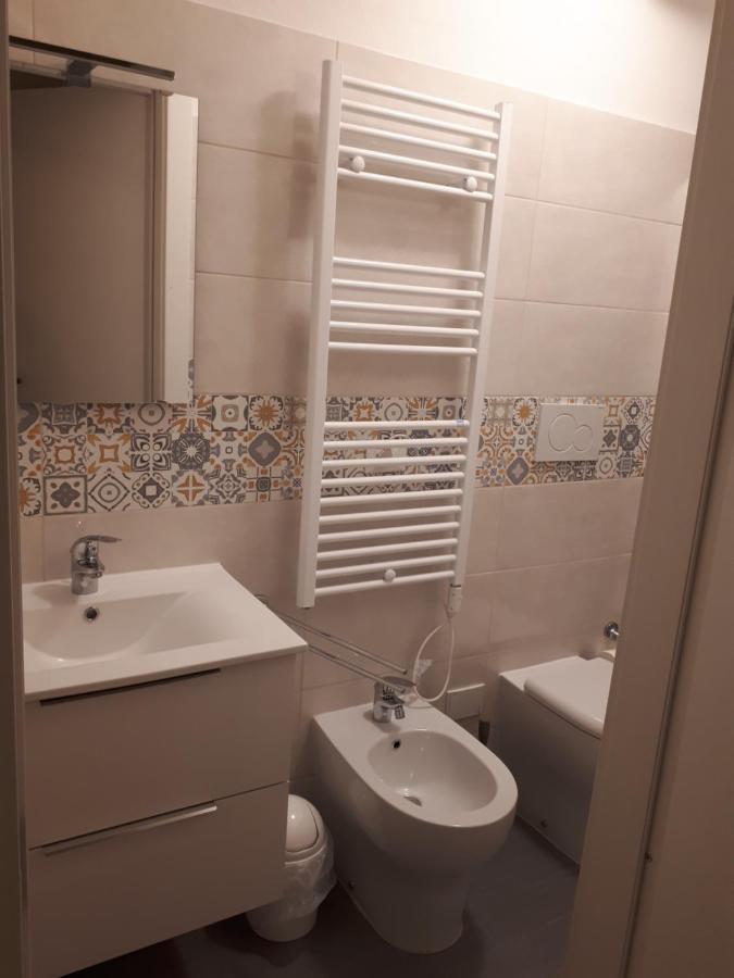 Le Camere Di Sabrina Con Bagno In Camera Сарцана Экстерьер фото