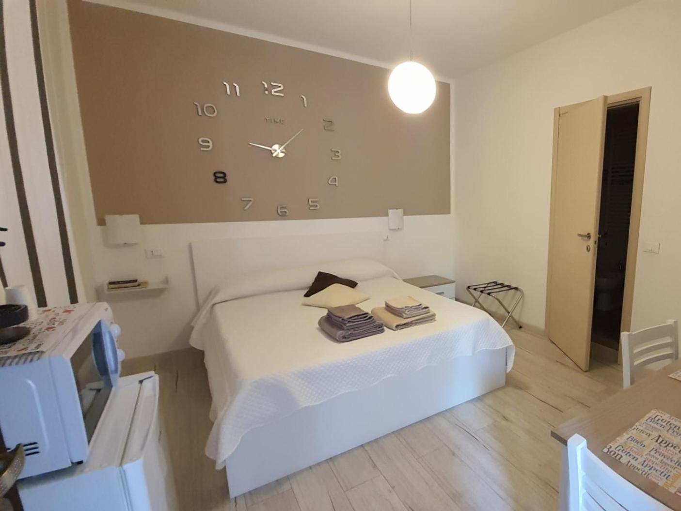 Le Camere Di Sabrina Con Bagno In Camera Сарцана Экстерьер фото